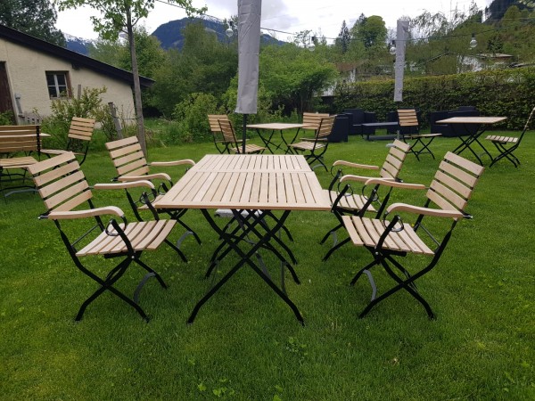 Klappstühle und Tisch SENJA 
